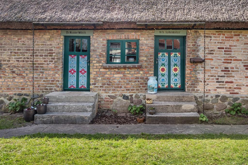 Hexenhaus Auf Ruegen Apartment Rappin Luaran gambar